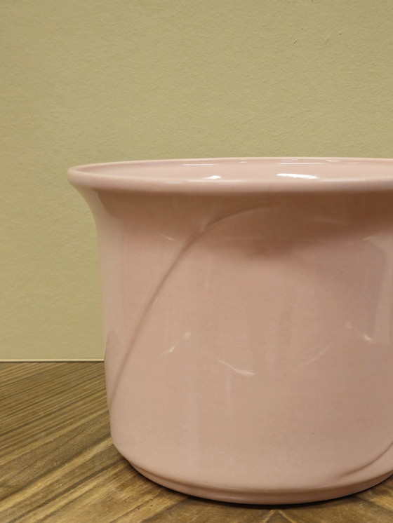 Image 1 of Pot de fleurs vintage rose