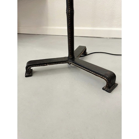 Image 1 of Lampadaire vintage en cuir par Jacques Adnet, France 1950