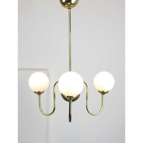 Image 1 of Lustre vintage doré en verre opalin