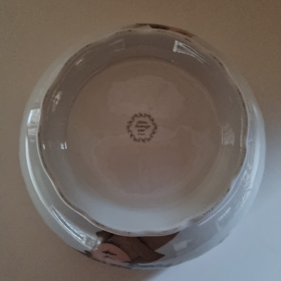 Image 1 of  Soupière Lierre Sauvage  Femme Au Chapeau Cnp France