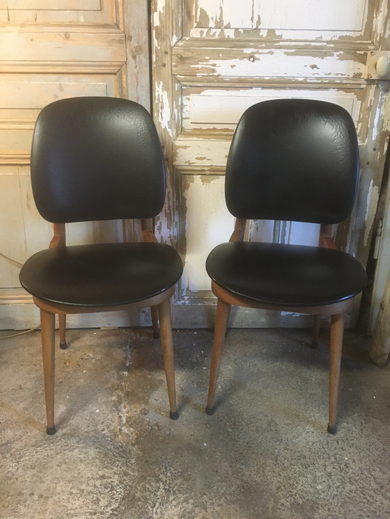 Image 1 of Paire de chaises Pegase vintage en hêtre et simili cuir par Baumann, 1960