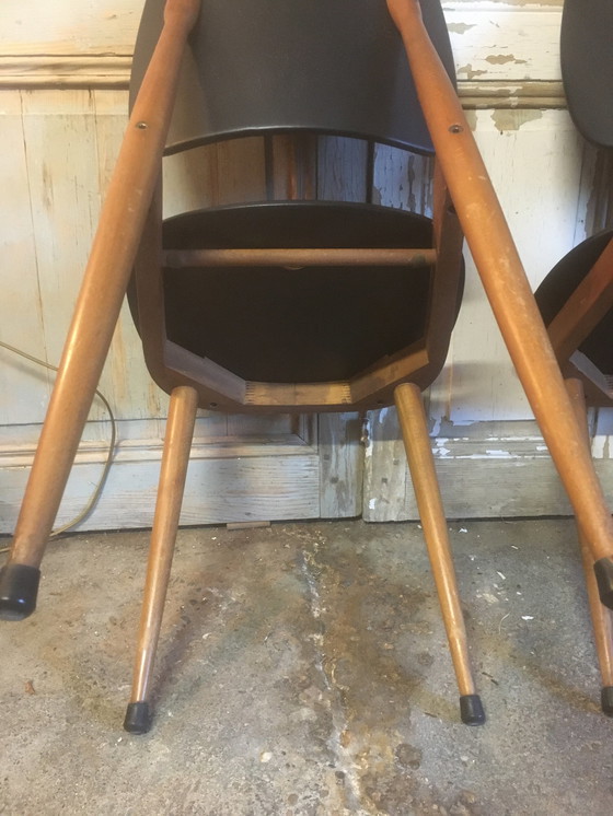 Image 1 of Paire de chaises Pegase vintage en hêtre et simili cuir par Baumann, 1960