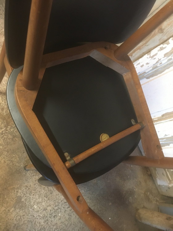 Image 1 of Paire de chaises Pegase vintage en hêtre et simili cuir par Baumann, 1960
