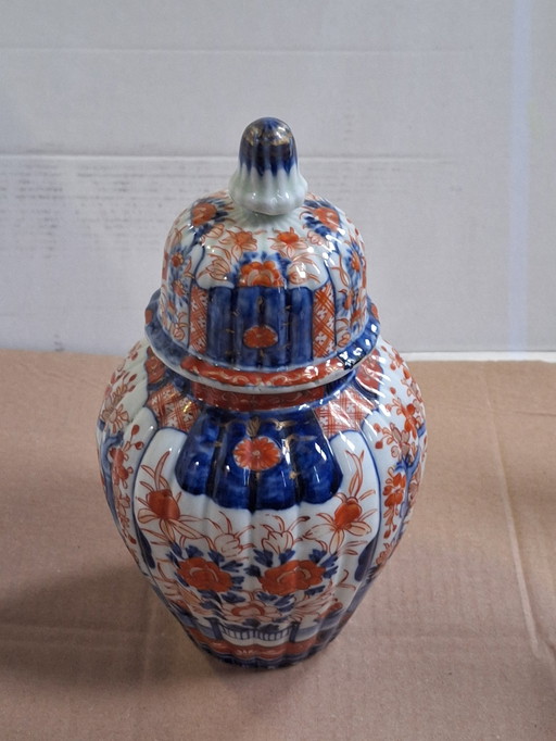 Vase à couvercle japonais Imari