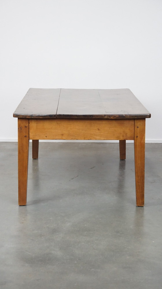 Image 1 of Grande table basse en bois