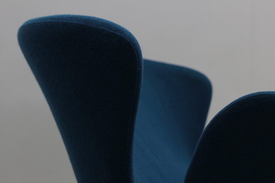 Image 1 of Fauteuil À Bascule Bleu