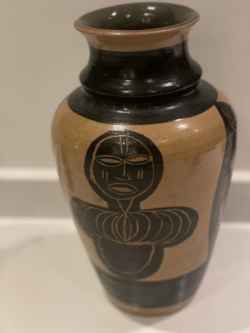 Vase d'art tribal