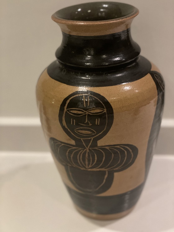 Image 1 of Vase d'art tribal