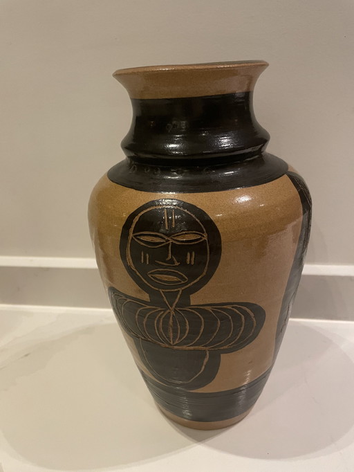 Vase d'art tribal