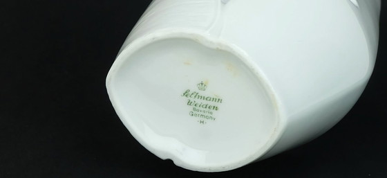 Image 1 of Vase en porcelaine blanche Seltmann Weiden Bavaria Forme sculpturale 1960S 70S