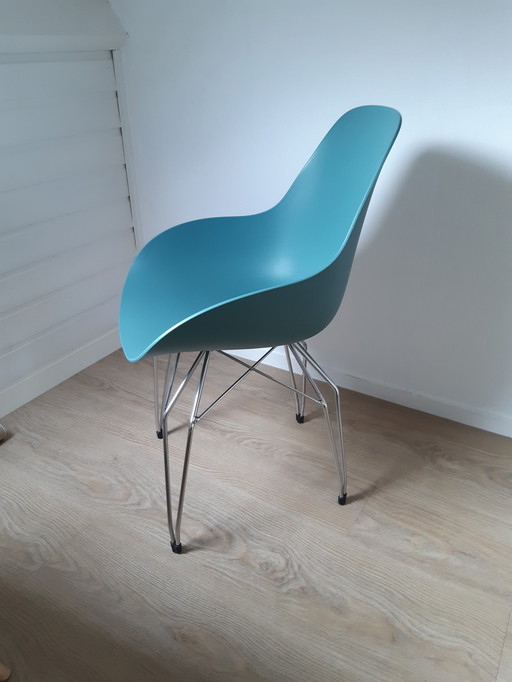 Chaise Kubikoff Diamond Dimple fermée