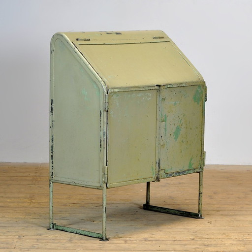 Armoire à outils industrielle, années 1960