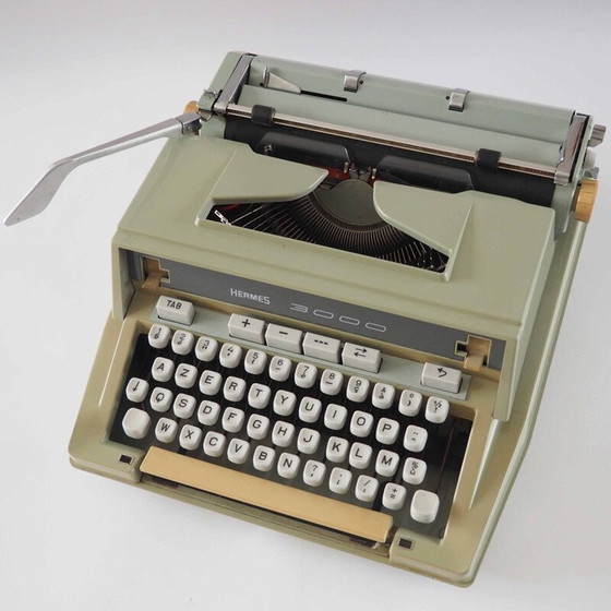 Image 1 of Machine à écrire vintage Hermes 3000, 1960