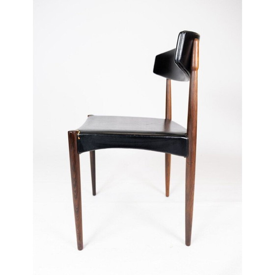 Image 1 of Ensemble de 4 chaises vintage en bois de rose et cuir noir Danemark années 1960