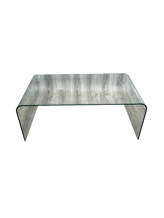 Image 1 of Table de salon en verre