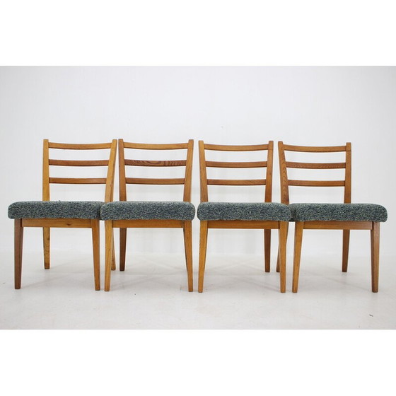Image 1 of Ensemble de 4 chaises de salle à manger vintage en bois de chêne ,Tchécoslovaquie années 1960