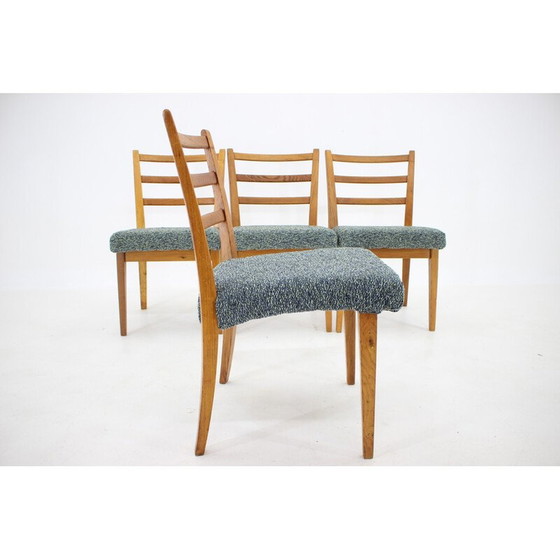Image 1 of Ensemble de 4 chaises de salle à manger vintage en bois de chêne ,Tchécoslovaquie années 1960