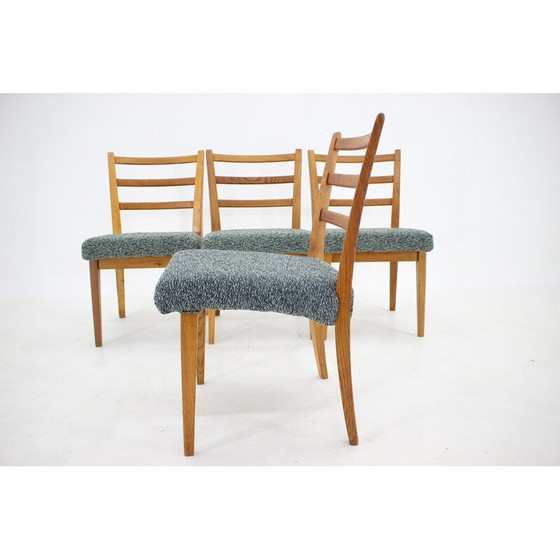 Image 1 of Ensemble de 4 chaises de salle à manger vintage en bois de chêne ,Tchécoslovaquie années 1960