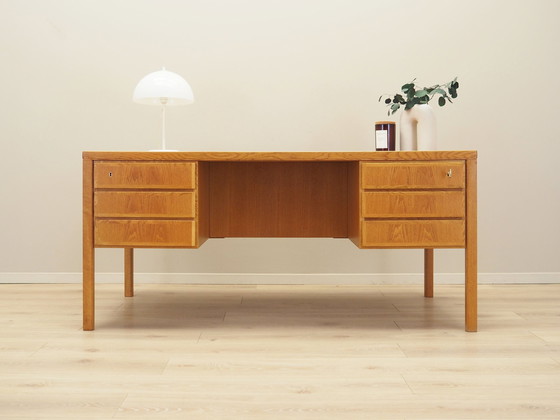 Image 1 of Bureau en frêne, design danois, années 1970, fabricant : Omann Jun