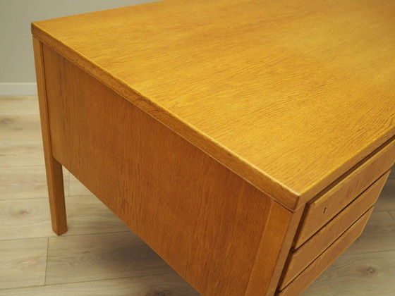 Image 1 of Bureau en frêne, design danois, années 1970, fabricant : Omann Jun