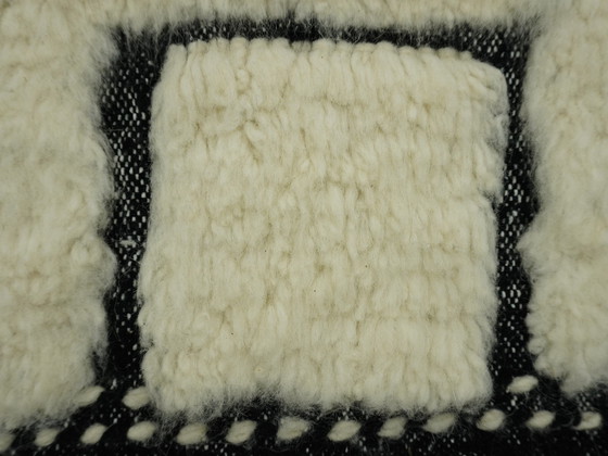 Image 1 of Tapis berbère - 273 Cm X 154 Cm - Laine blanche et noire