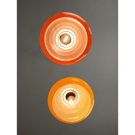 Image 1 of Paire de lampes suspendues vintage en laiton et verre