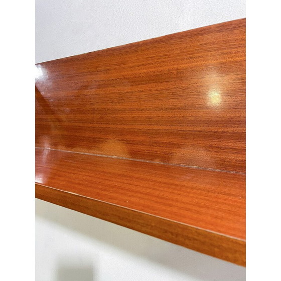 Image 1 of Paire d'étagères vintage en bois et cuir, Italie 1960