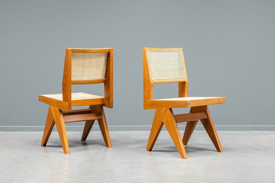 Image 1 of Chaise de salle à manger sans accoudoirs Jeanneret