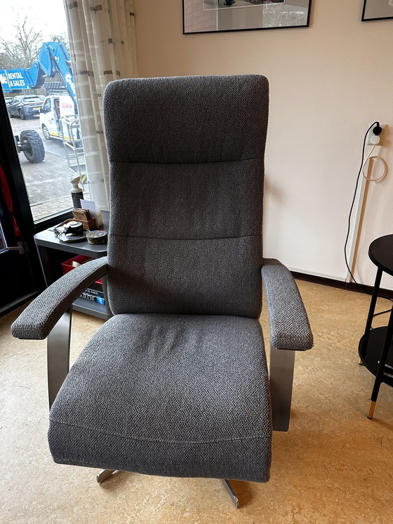 Image 1 of Fauteuil de relaxation de premier plan