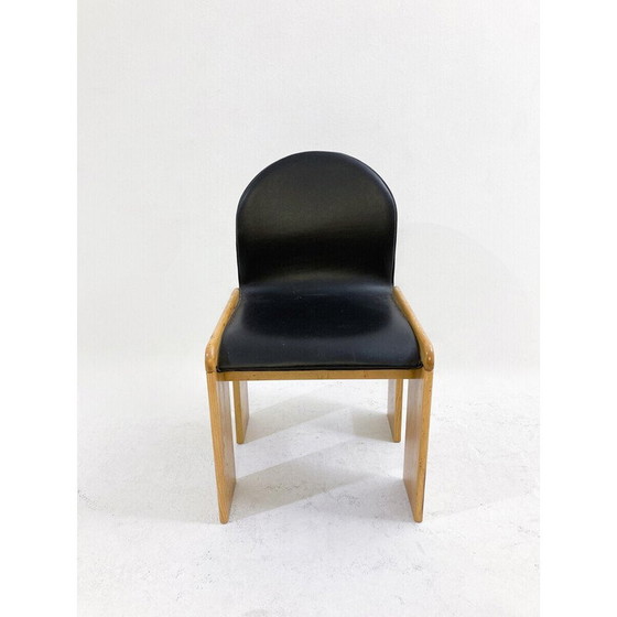 Image 1 of Chaise en cuir vintage par Afra et Tobia Scarpa, Italie 1970