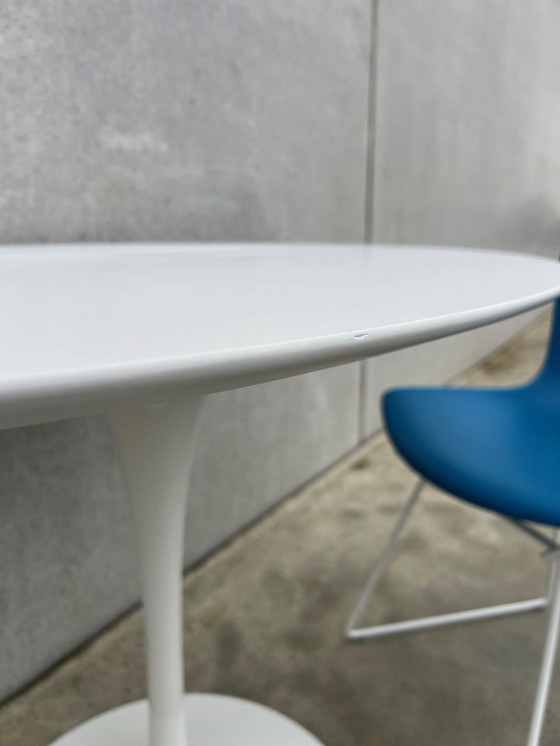 Image 1 of Knoll International, Table tulipe Saarinen