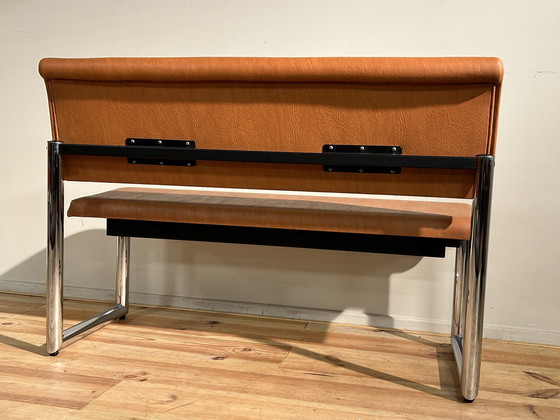 Image 1 of Banc design Mid Century avec finition en skaï