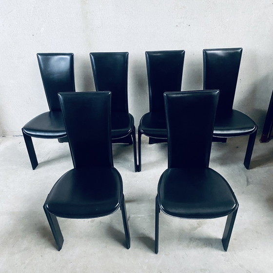 Image 1 of 6 X Chaises de salle à manger Tripot en cuir noir Pietro Costantini Italian Design 1980