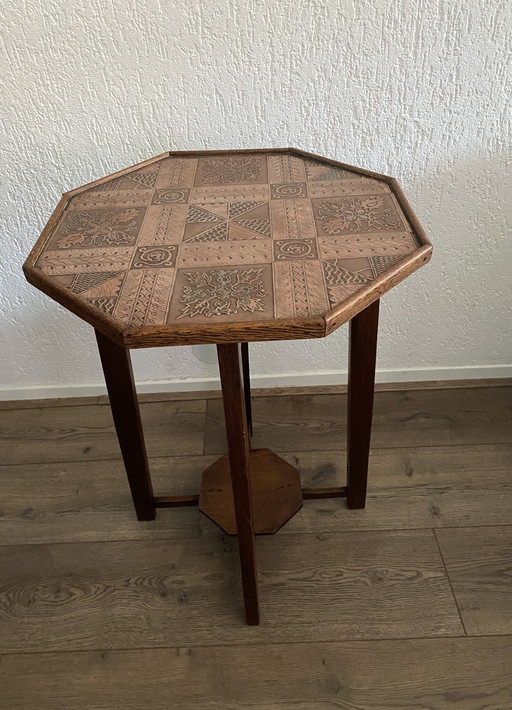 Table de fumeur avec plateau en cuivre