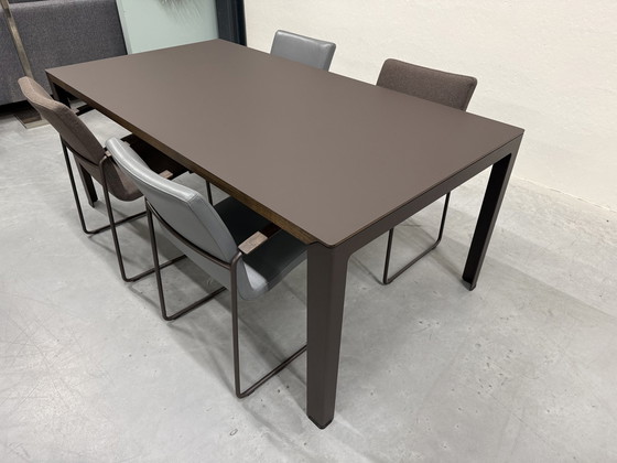 Image 1 of Leolux Kalia Table à manger Fenix Leaf Cocoa Orinoco 190