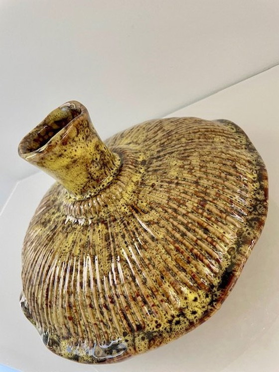 Image 1 of Vase design Fungo vert mousse/brun en céramique émaillée