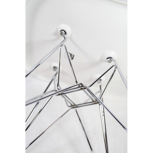 Chaise Dsr vintage en plastique blanc de Charles et Ray Eames, années 1948