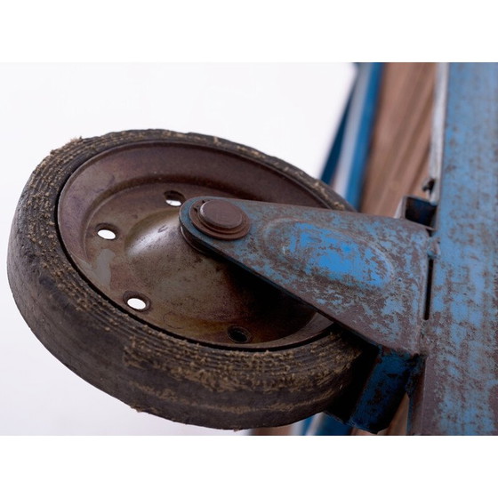 Image 1 of Table basse vintage en métal bleu et bois, Tchécoslovaquie 1950