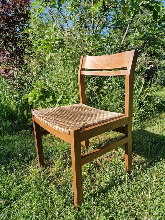 Image 1 of Chaise en chêne massif 'Wecker
