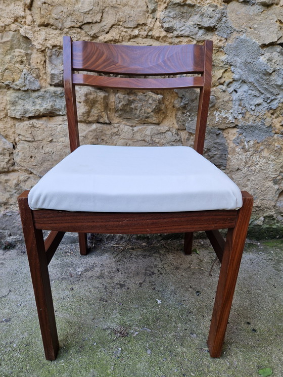 Image 1 of Chaise en chêne massif 'Wecker