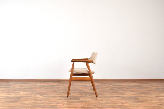 Image 1 of Fauteuil en teck danois du Mid Century par Svend Åge Eriksen pour Glostrup, années 1960.