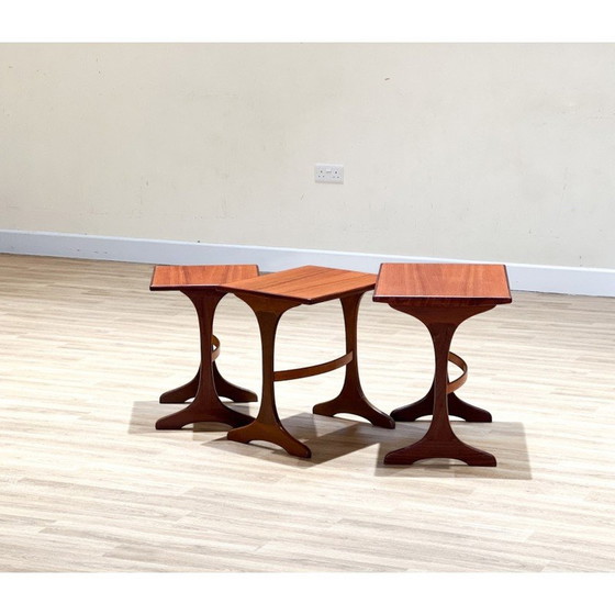 Image 1 of Tables gigognes vintage en teck pour G-Plan, Angleterre 1960