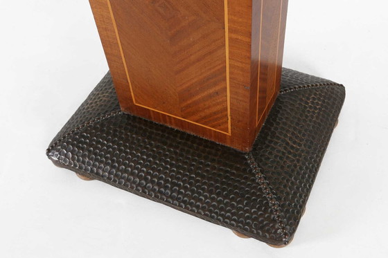 Image 1 of Table d'appoint Art Déco par De Coene Freres avec incrustation de bois et plateau en marbre, 1930S