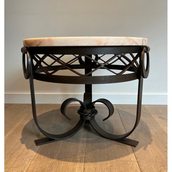 Image 1 of Guéridon vintage Art Déco en fer forgé et martelé avec plateau en marbre blanc, 1940