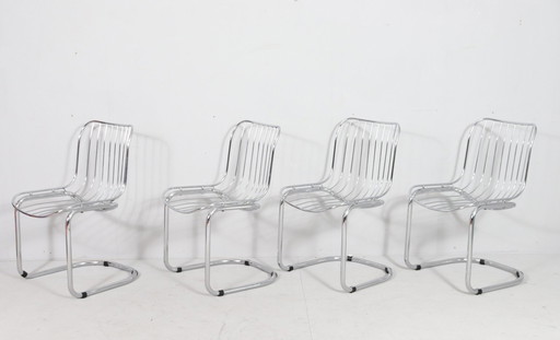 4 Chaises avec accoudoirs, Italie, années 1970