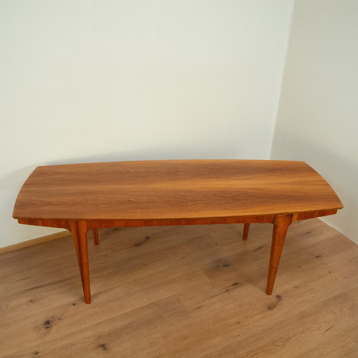 Table basse, noyer, années 1960