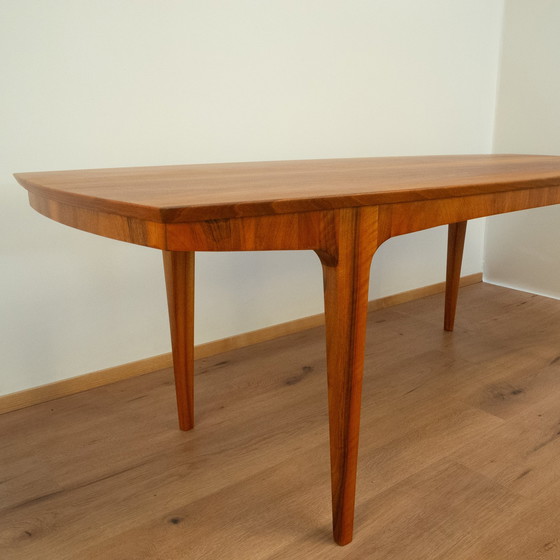 Image 1 of Table basse, noyer, années 1960