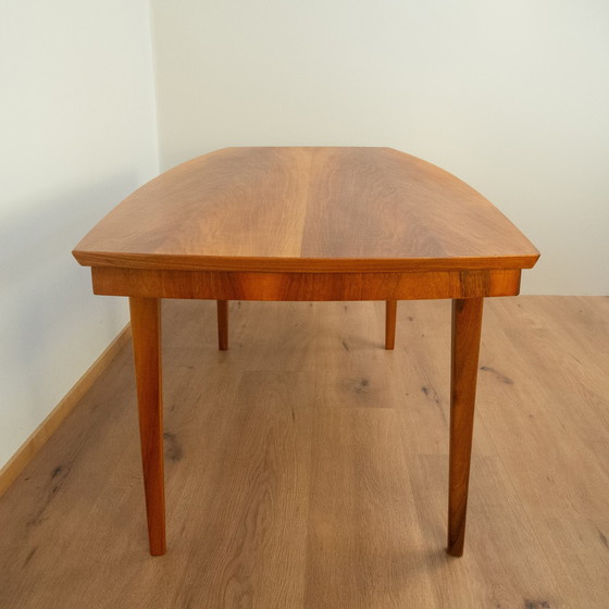 Image 1 of Table basse, noyer, années 1960