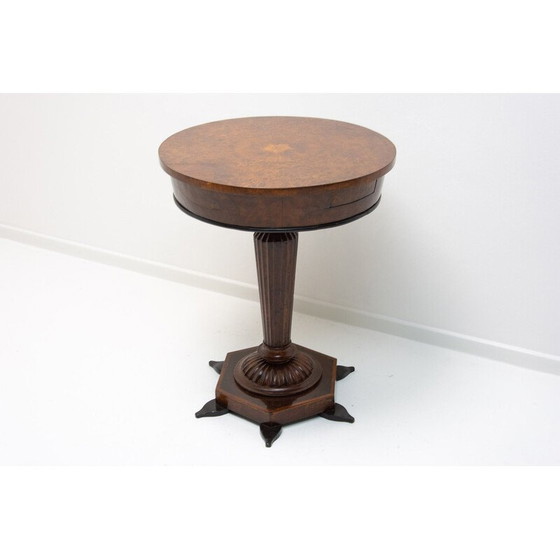 Image 1 of Table à cartes vintage néo-baroque, Autriche-Hongrie