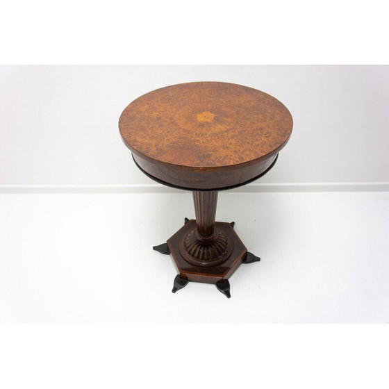 Image 1 of Table à cartes vintage néo-baroque, Autriche-Hongrie